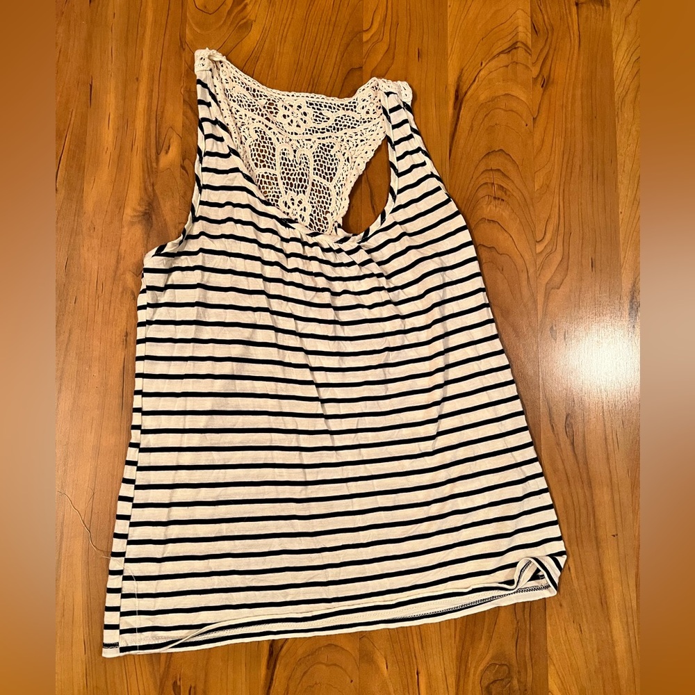 Forever 21 top size small!